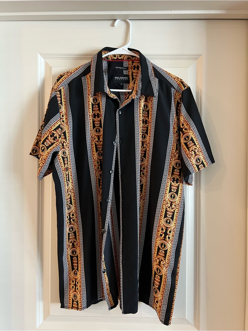 Fashion Nova Black & Gold Vertical-Stripe Short-Sleeve Button Shirt